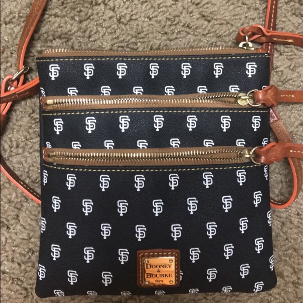 Dooney & Bourke SF Giants crossbody